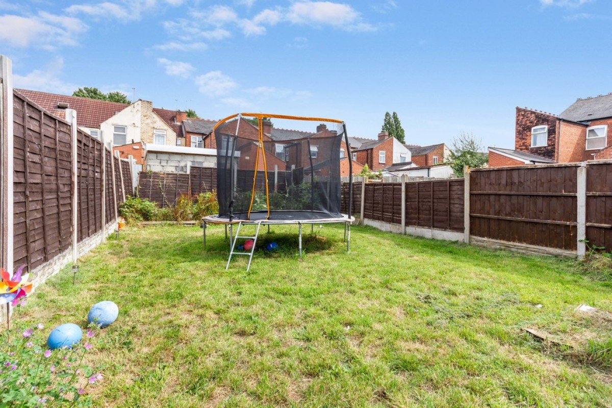 Rosefield Road, Smethwick, B67