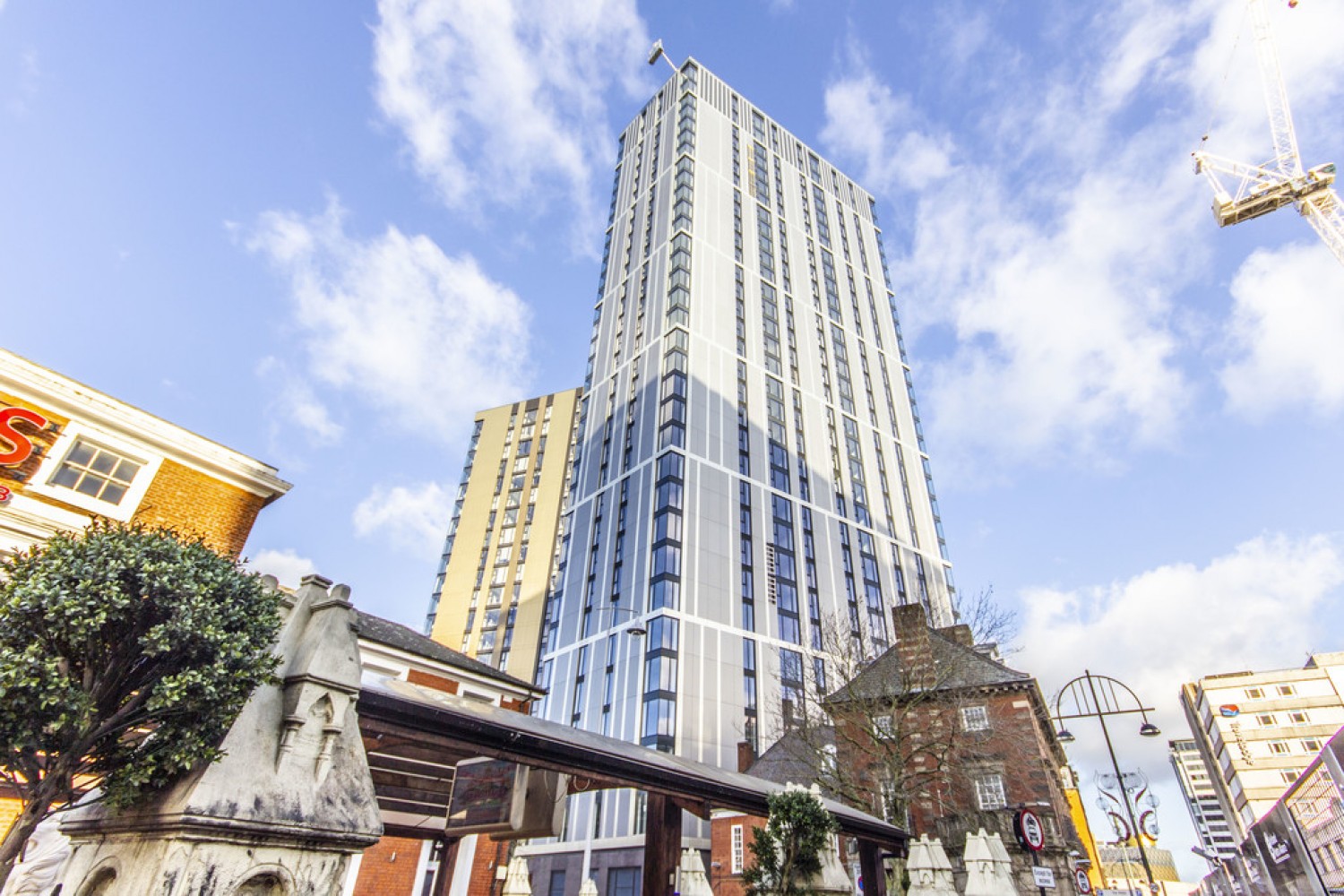 2 bedroom Flat for Letting The Bank Tower 2, Sheepcote Street, Birmingham, B16