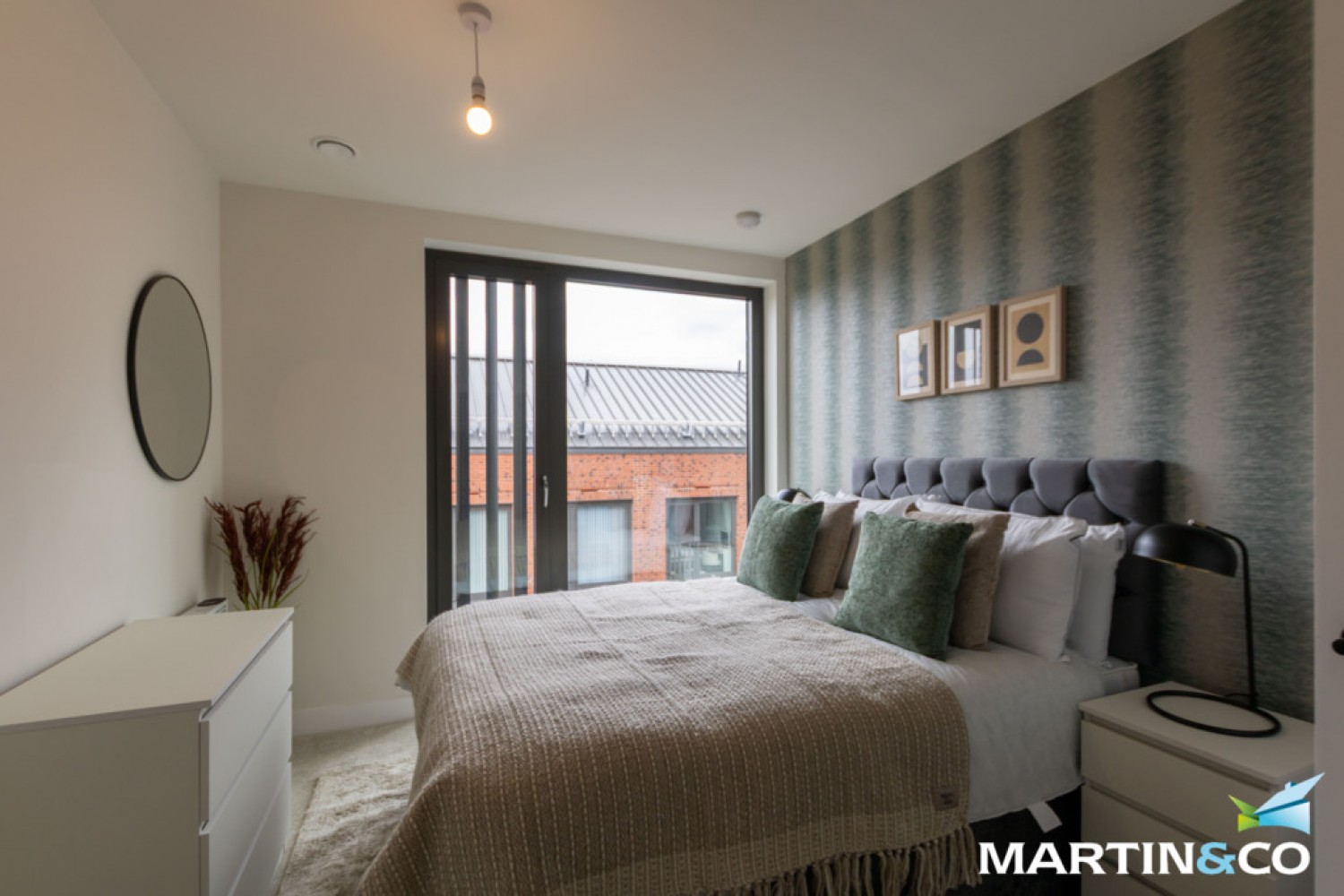 2 bedroom Flat for Letting Cardigan Wharf, Glasswater Locks, Pitt Street, Birmingham, B4