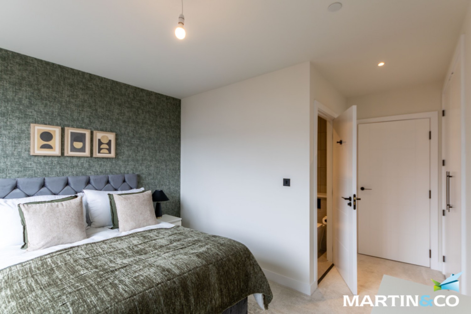 2 bedroom Flat for Letting Cardigan Wharf, Glasswater Locks, Pitt Street, Birmingham, B4