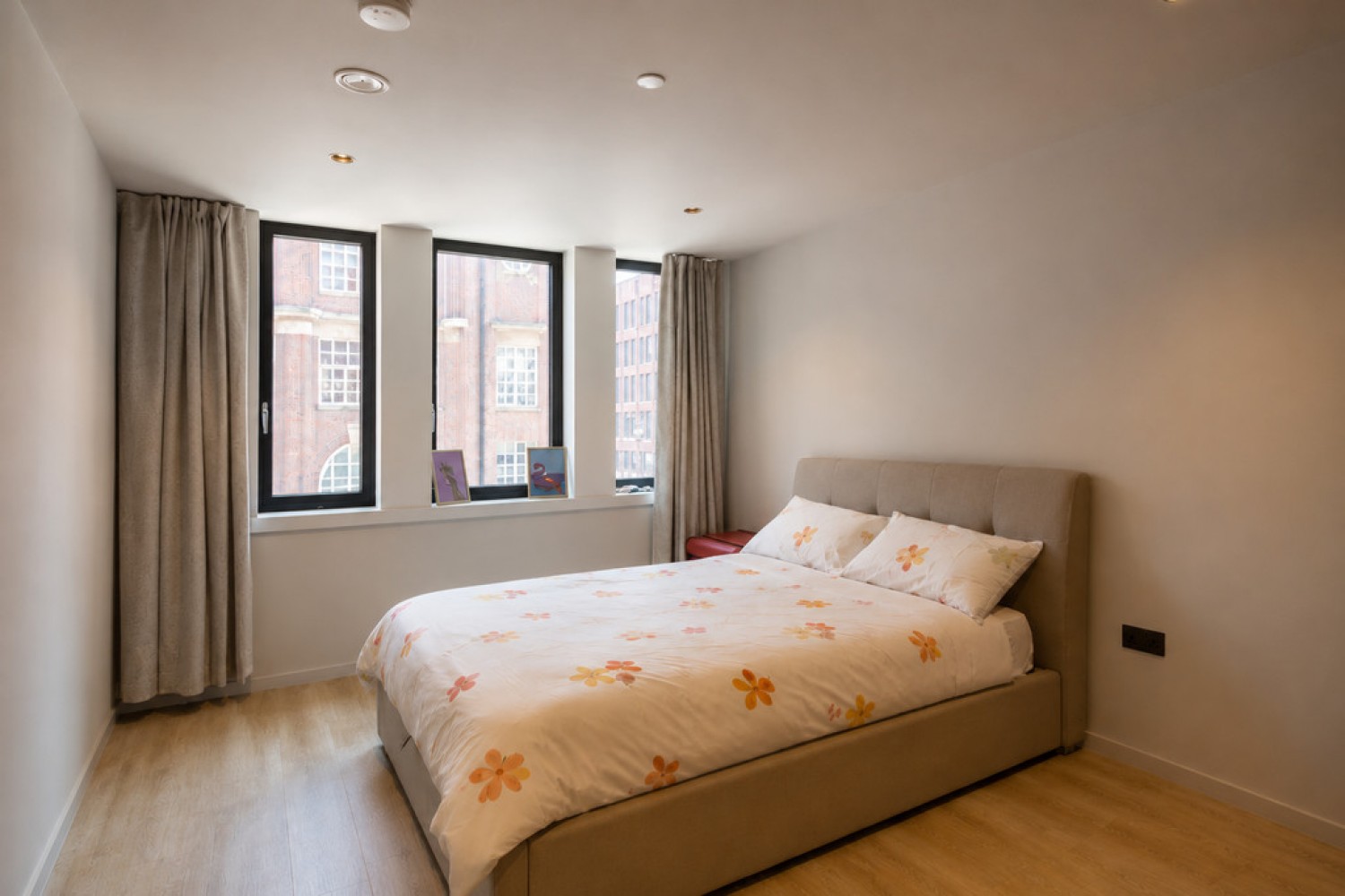 2 bedroom Flat for Letting SETL, Ludgate Hill, Jewellery Quarter, B3