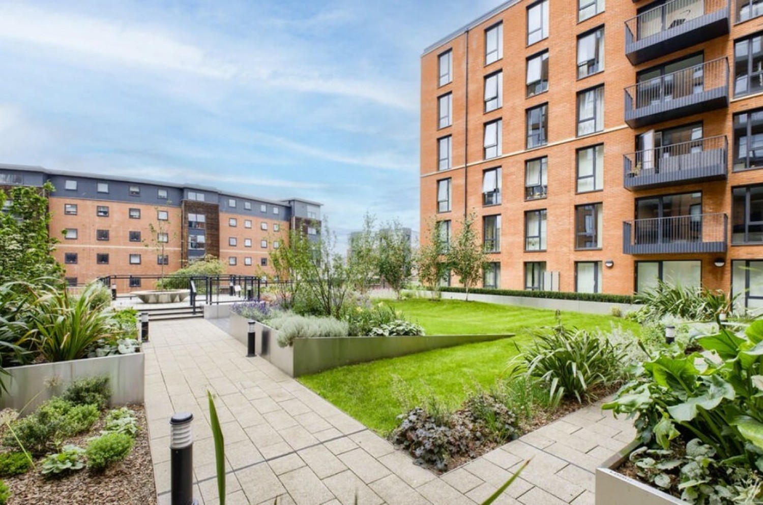1 bedroom Flat for Letting The Colmore, Snow Hill Wharf, Shadwell Street, Birmingham, B4