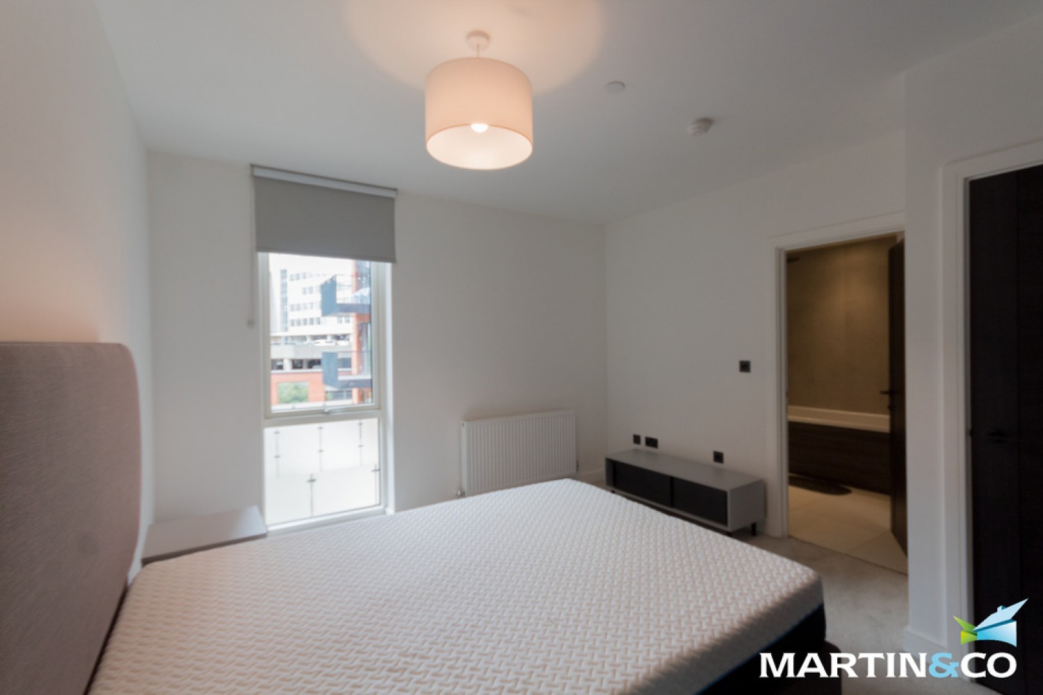 1 bedroom Flat for Letting The Colmore, Snow Hill Wharf, Shadwell Street, Birmingham, B4