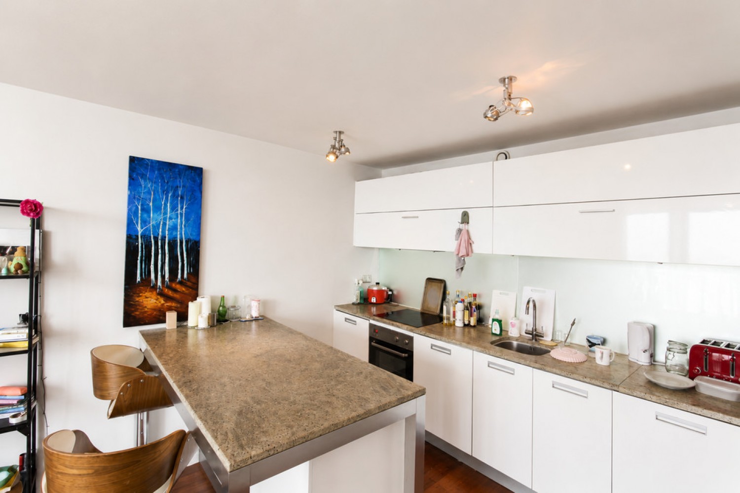 2 bedroom Flat for Letting Beetham Tower, Holloway Circus Queensway, Birmingham, B1