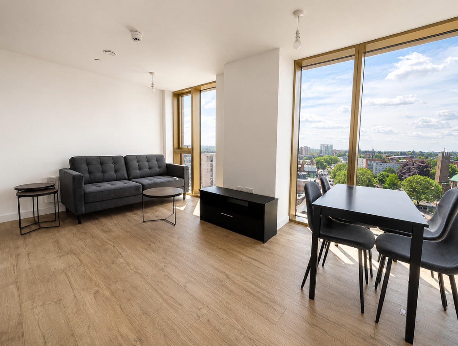 2 bedroom Flat for Letting South Central, Essex Street, Birmingham, B5