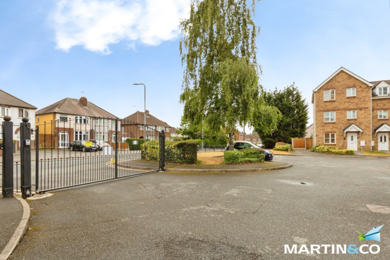 2 bedroom Flat for Sale Waterside Court, Titford Road, Oldbury, B69
