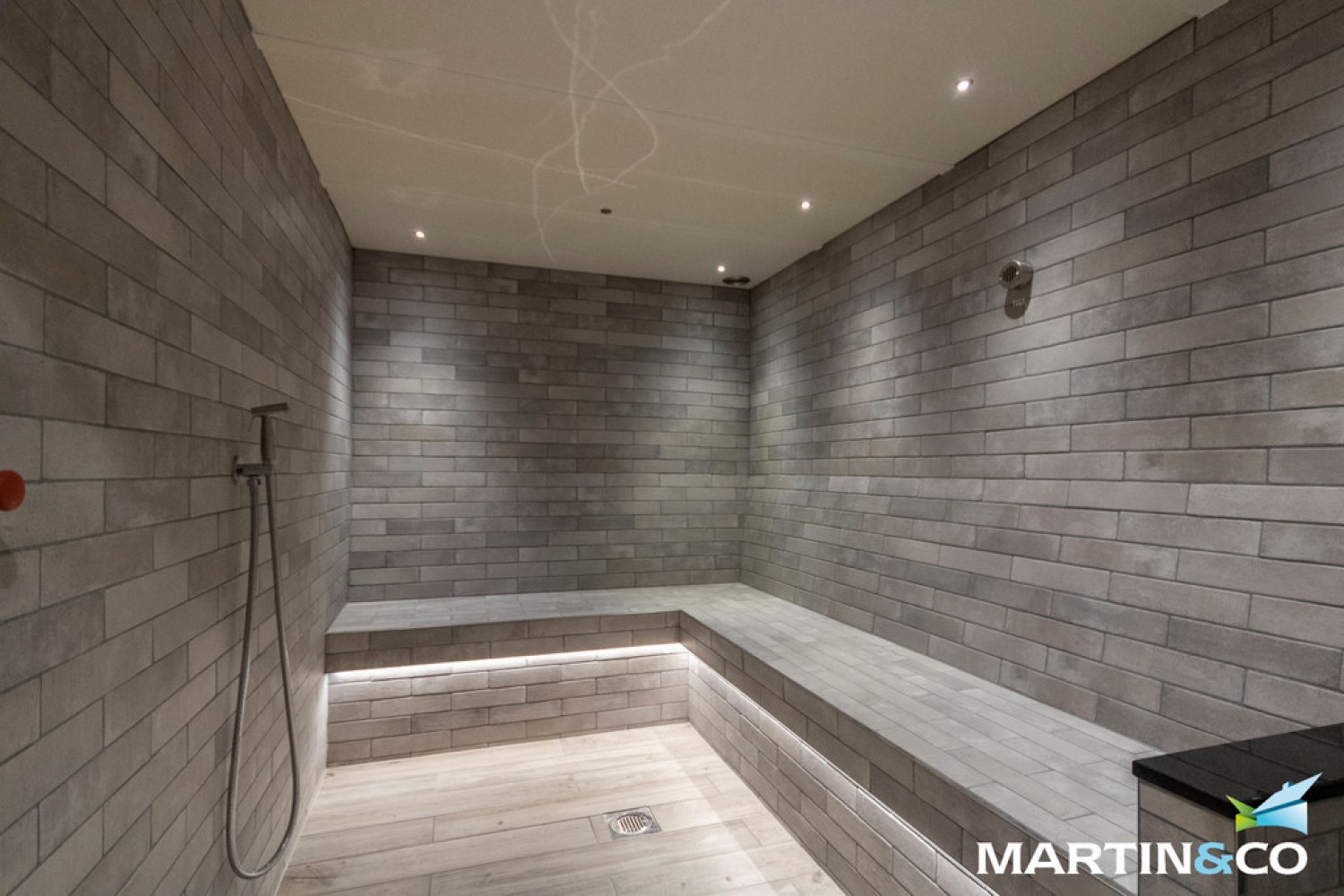 1 bedroom Flat for Sale The Colmore, Snow Hill Wharf, Shadwell Street, Birmingham, B4