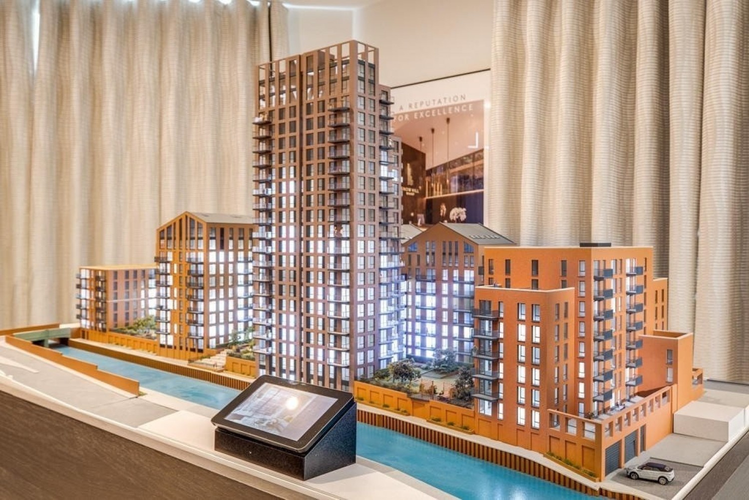 1 bedroom Flat for Sale The Colmore, Snow Hill Wharf, Shadwell Street, Birmingham, B4