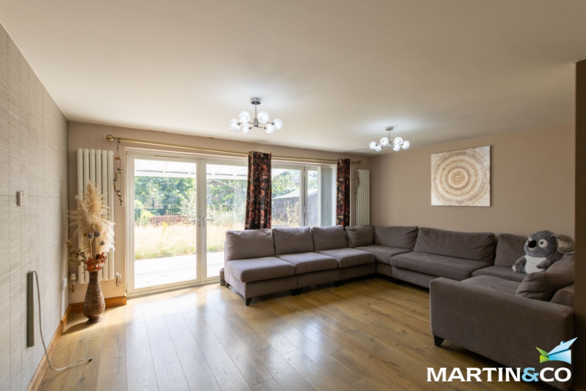 Kesteven Close, Edgbaston, B15