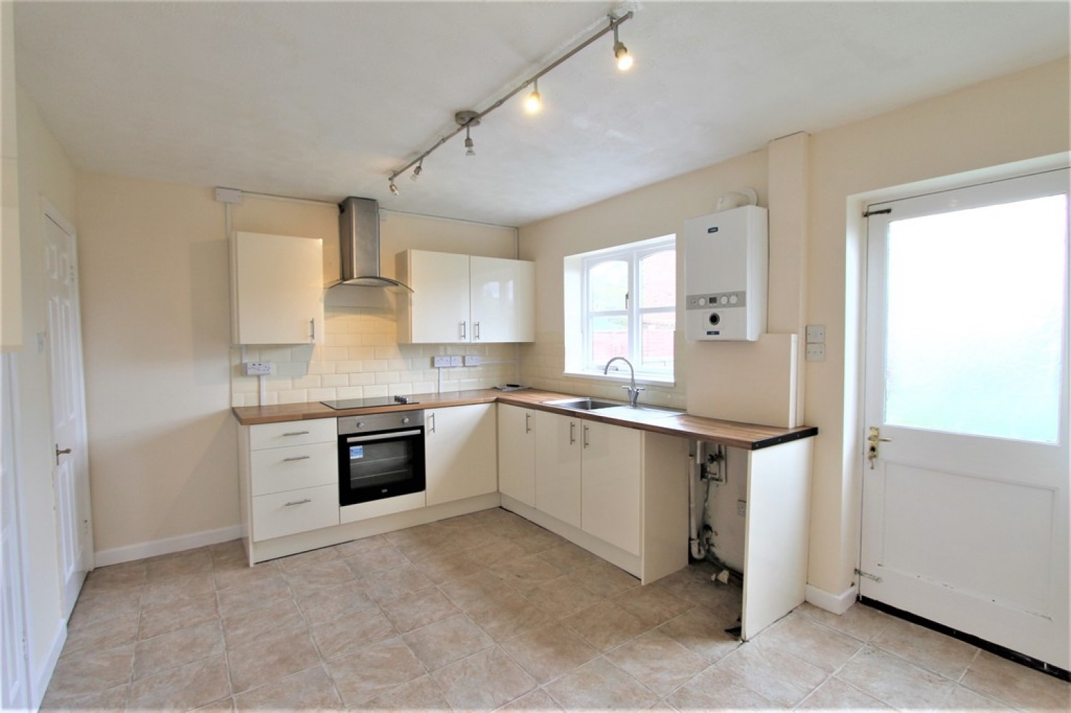 Wistaston Road, Willaston