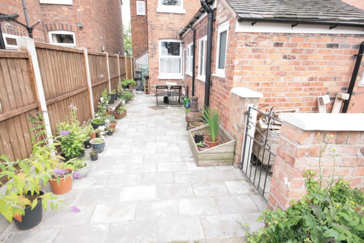 Crewe Road, Shavington