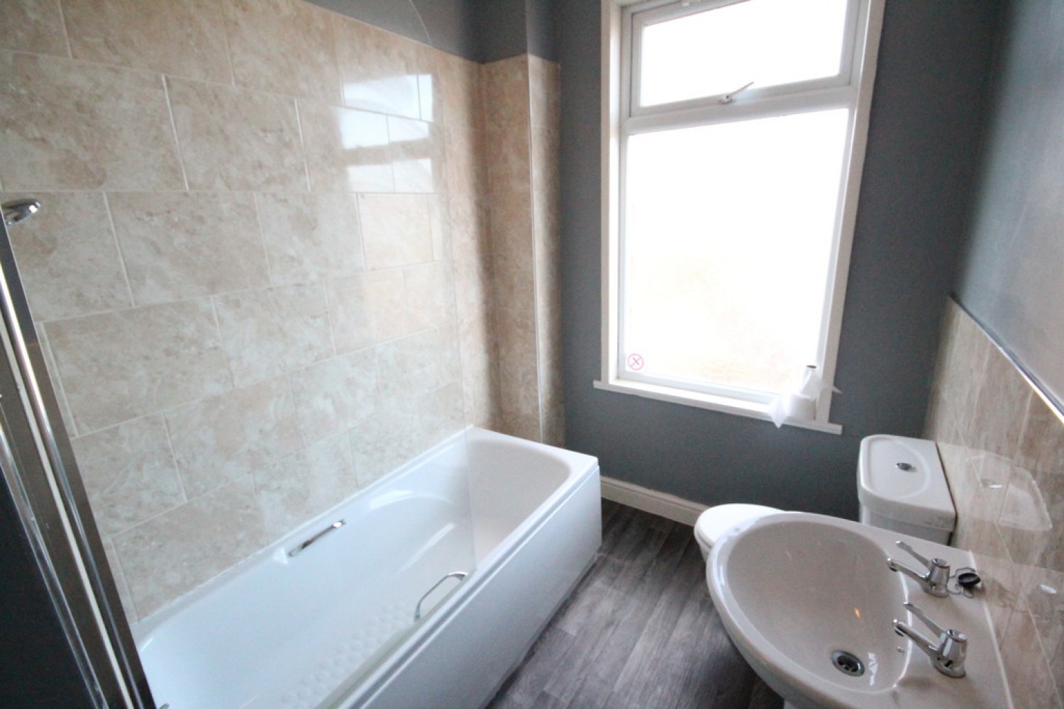 2 bedroom House for Letting Gresty Road, Crewe