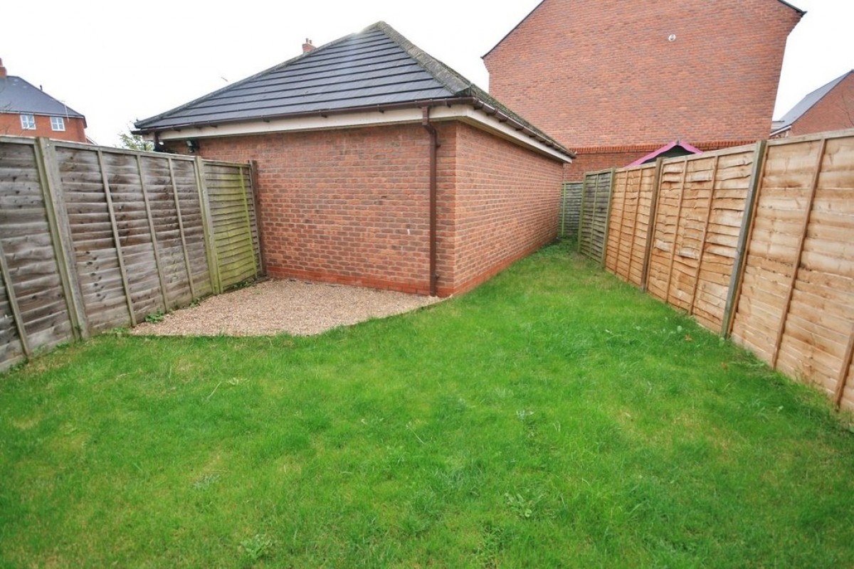 Parklands Drive, Wychwood Village, Weston