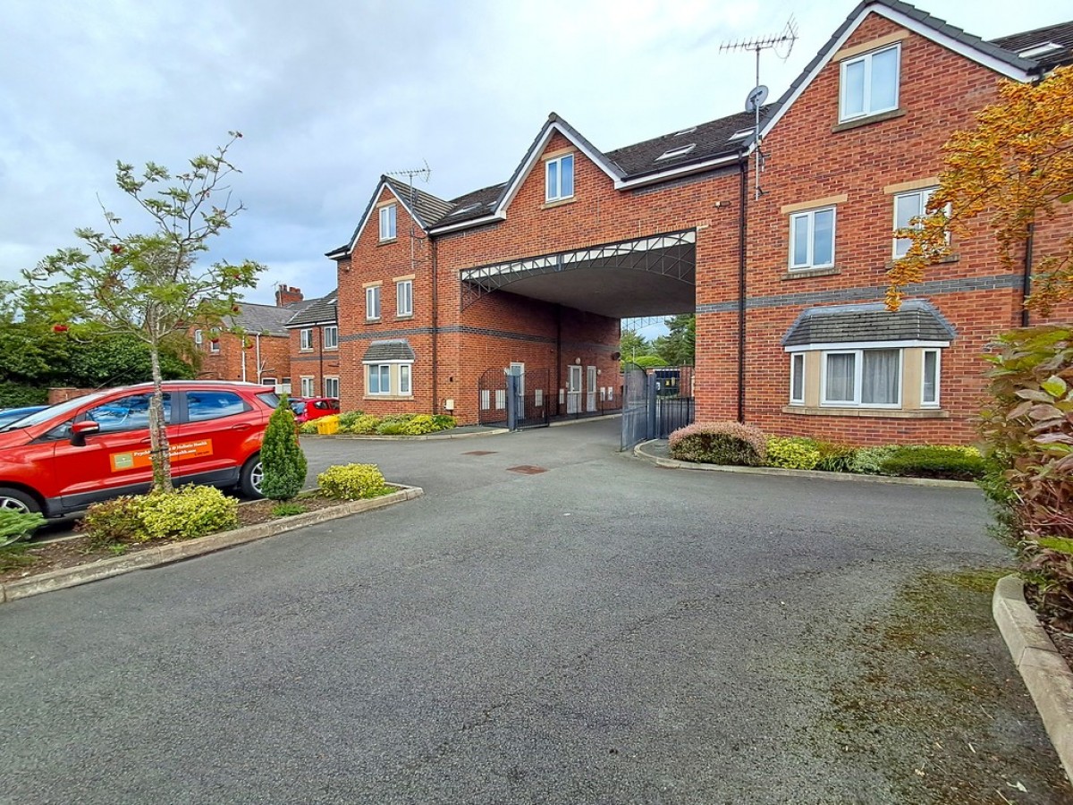 Gainsborough Court, Crewe