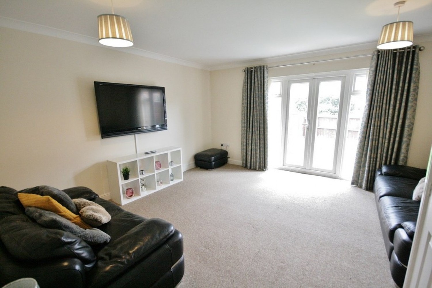 3 bedroom House for Letting Golden Hill, Wychwood Village