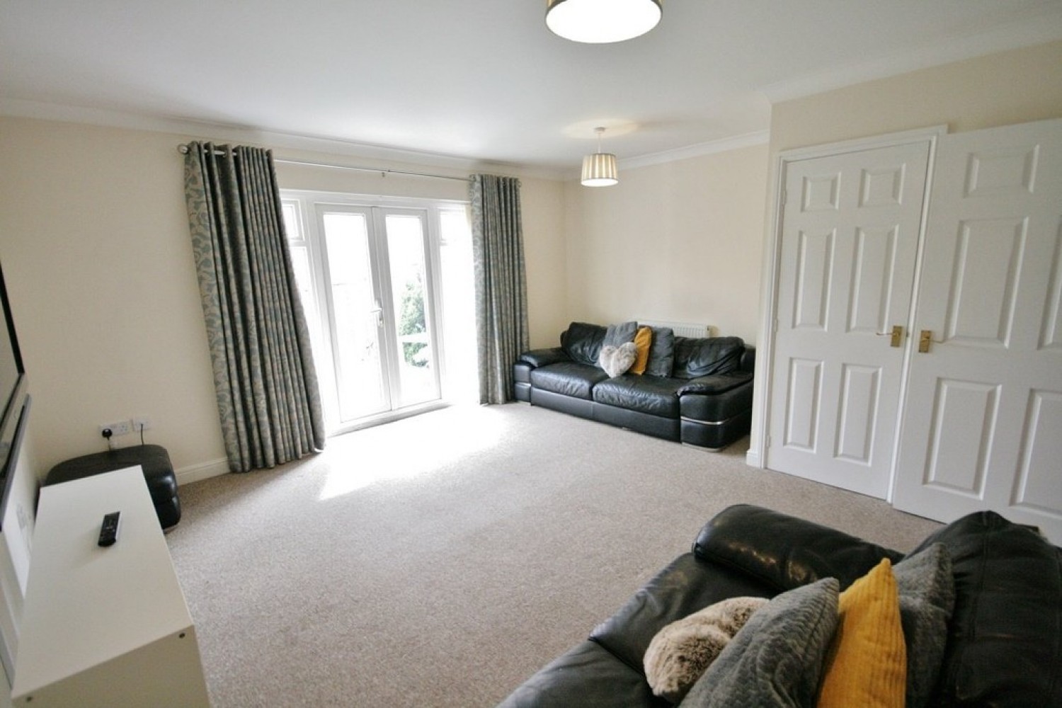 3 bedroom House for Letting Golden Hill, Wychwood Village
