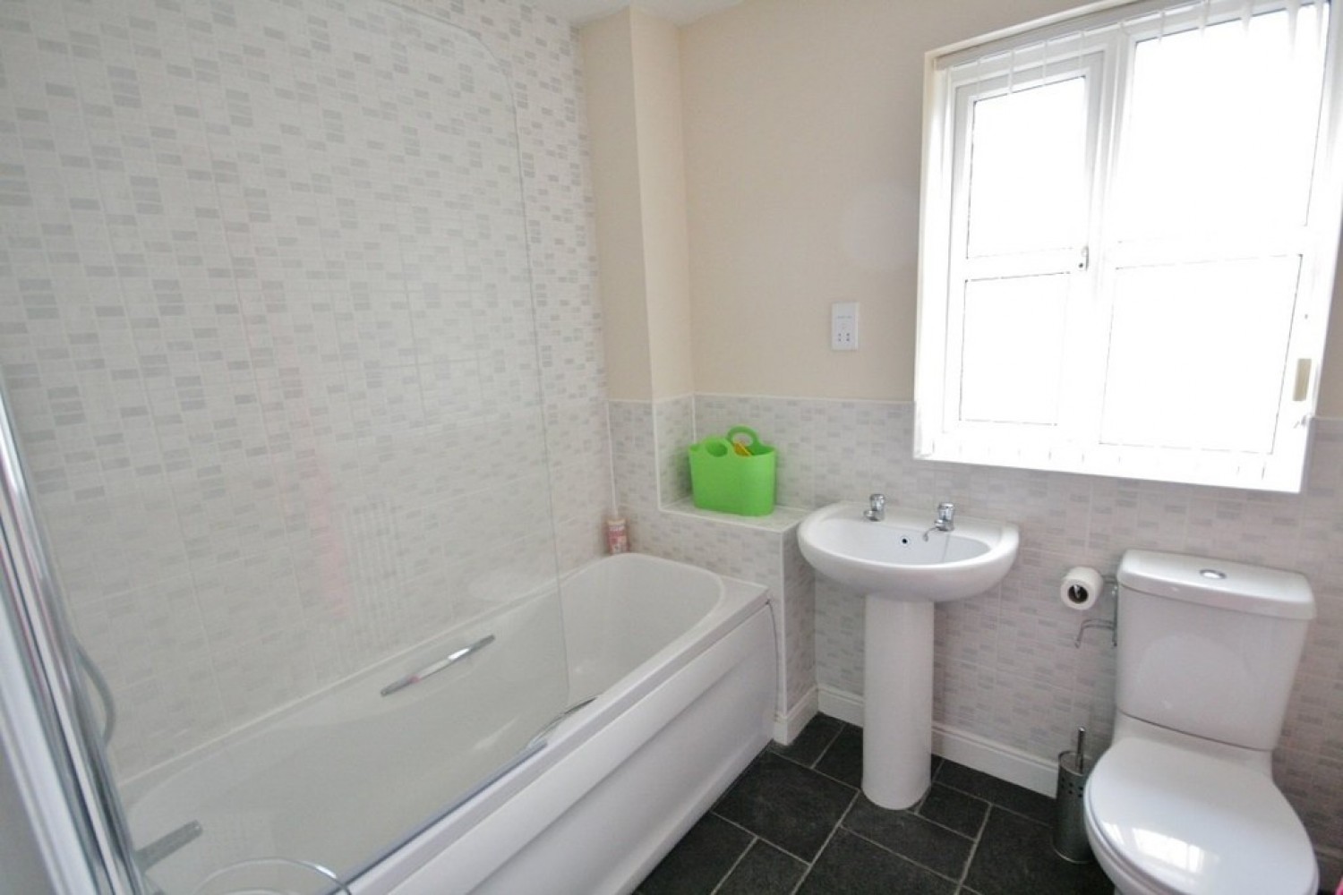 3 bedroom House for Letting Golden Hill, Wychwood Village