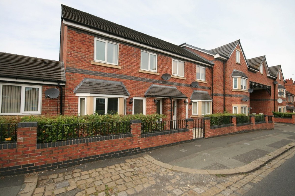 Gainsborough Court, Crewe