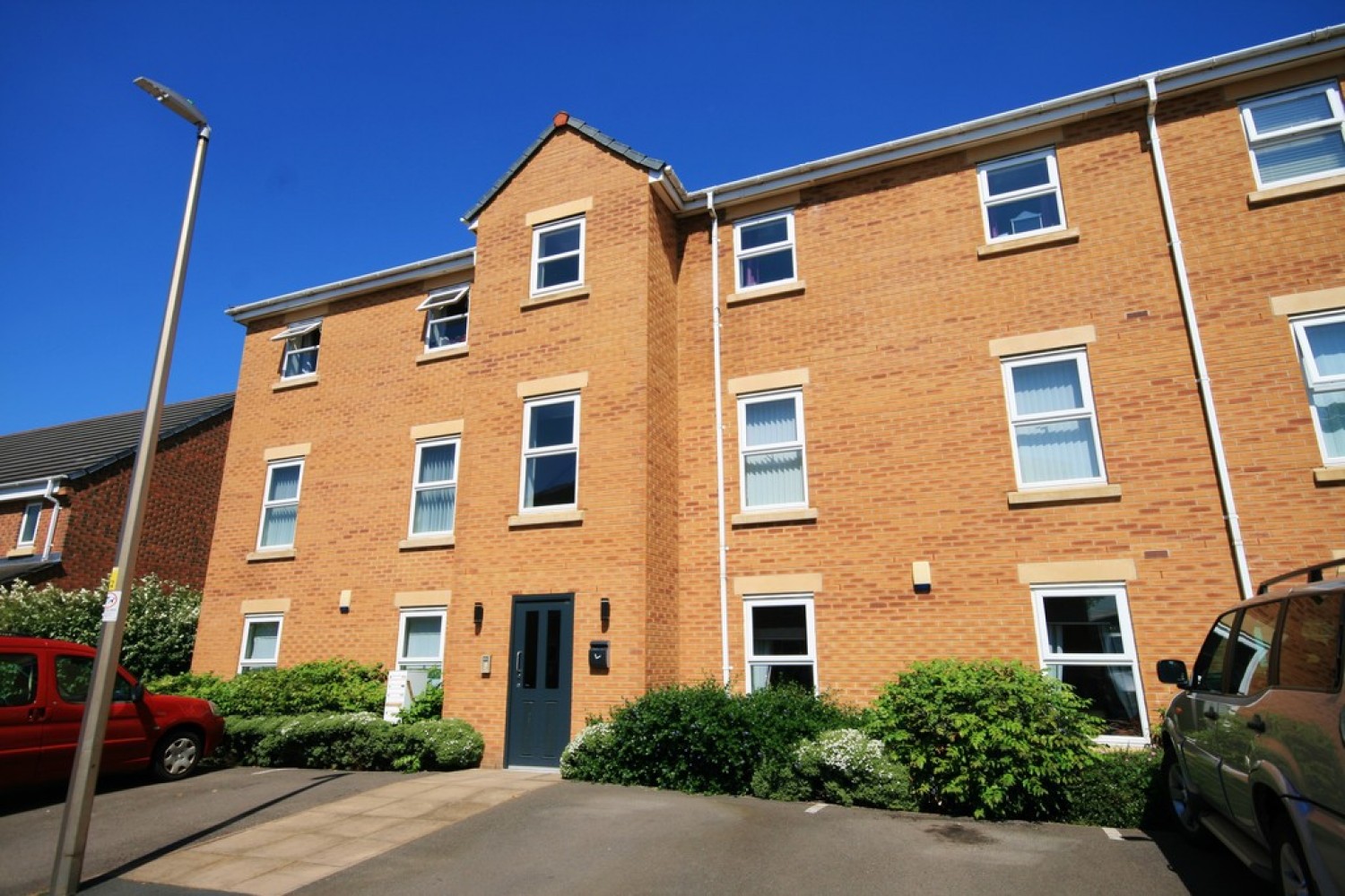 2 bedroom Flat for Letting Ivatt Drive, Crewe