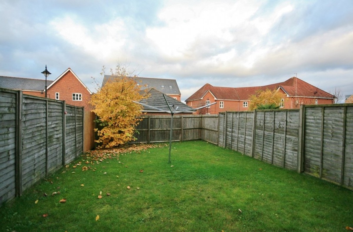 Golden Hill, Wychwood Village