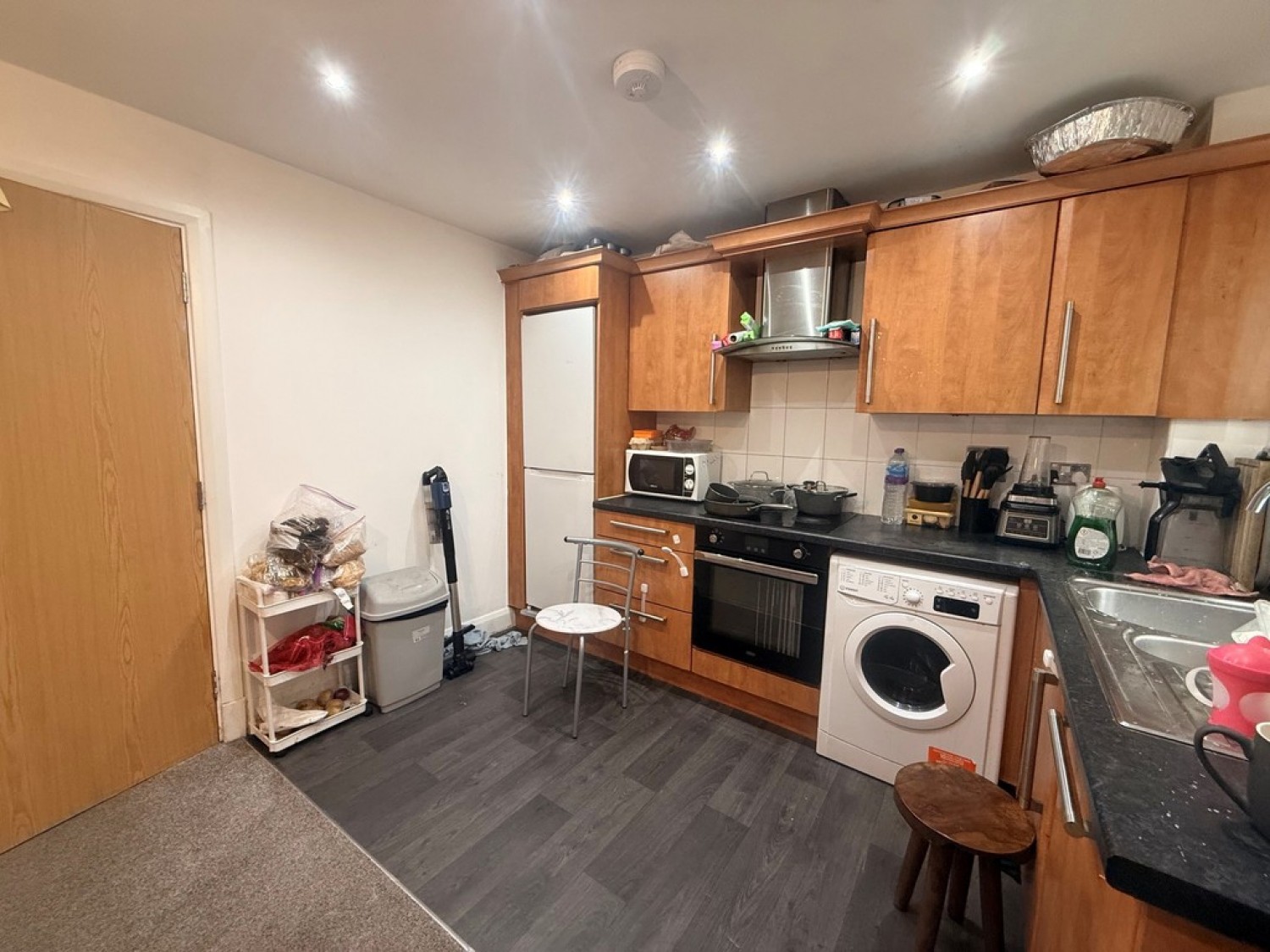 2 bedroom Flat for Letting Junction House, Dale Way