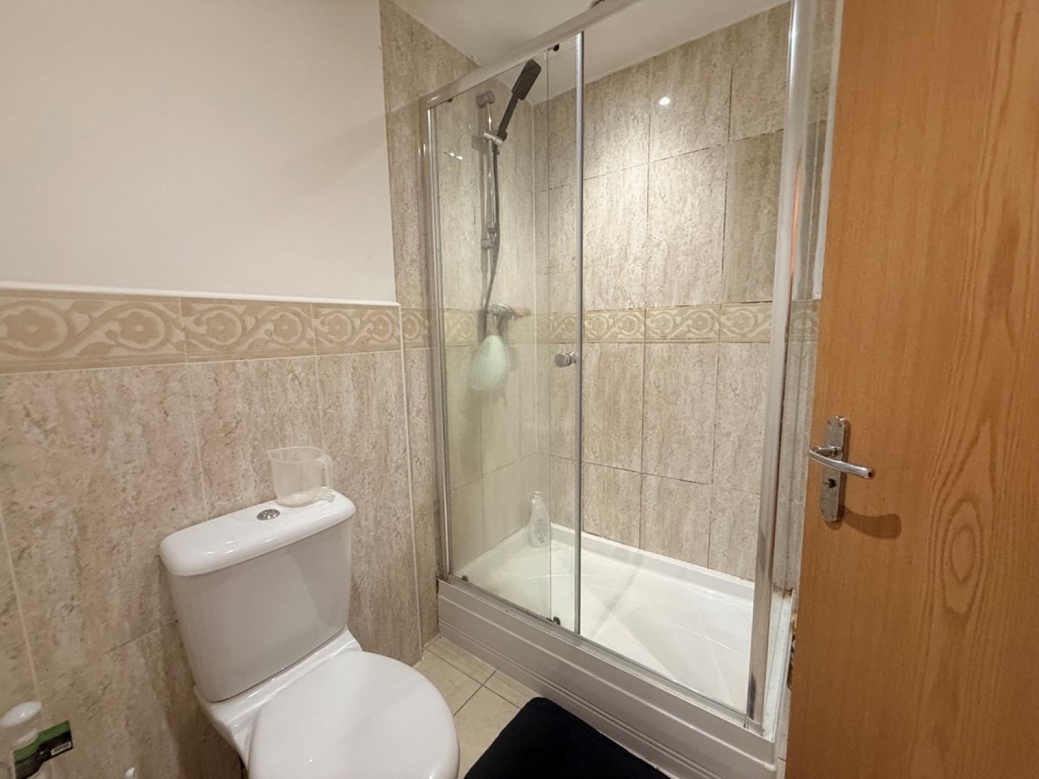 2 bedroom Flat for Letting Junction House, Dale Way