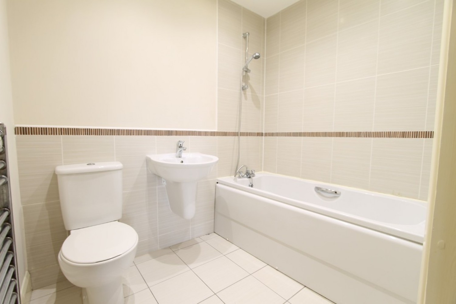 2 bedroom Flat for Letting Points House, Dale Way