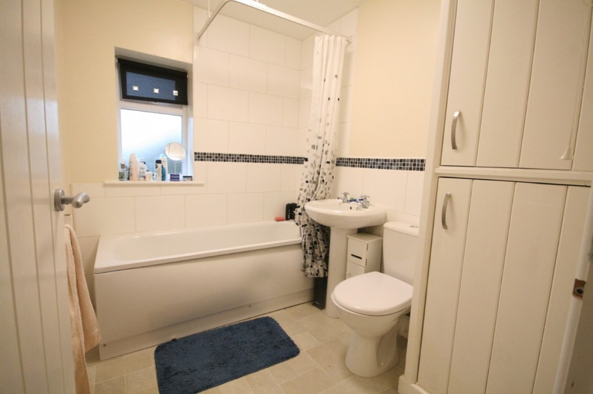 Oakfield Avenue, Wrenbury, Nantwich