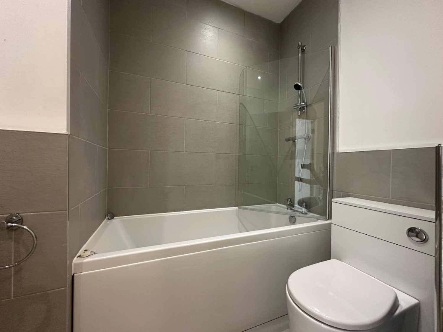 2 bedroom House for Letting London Road, Chesterton