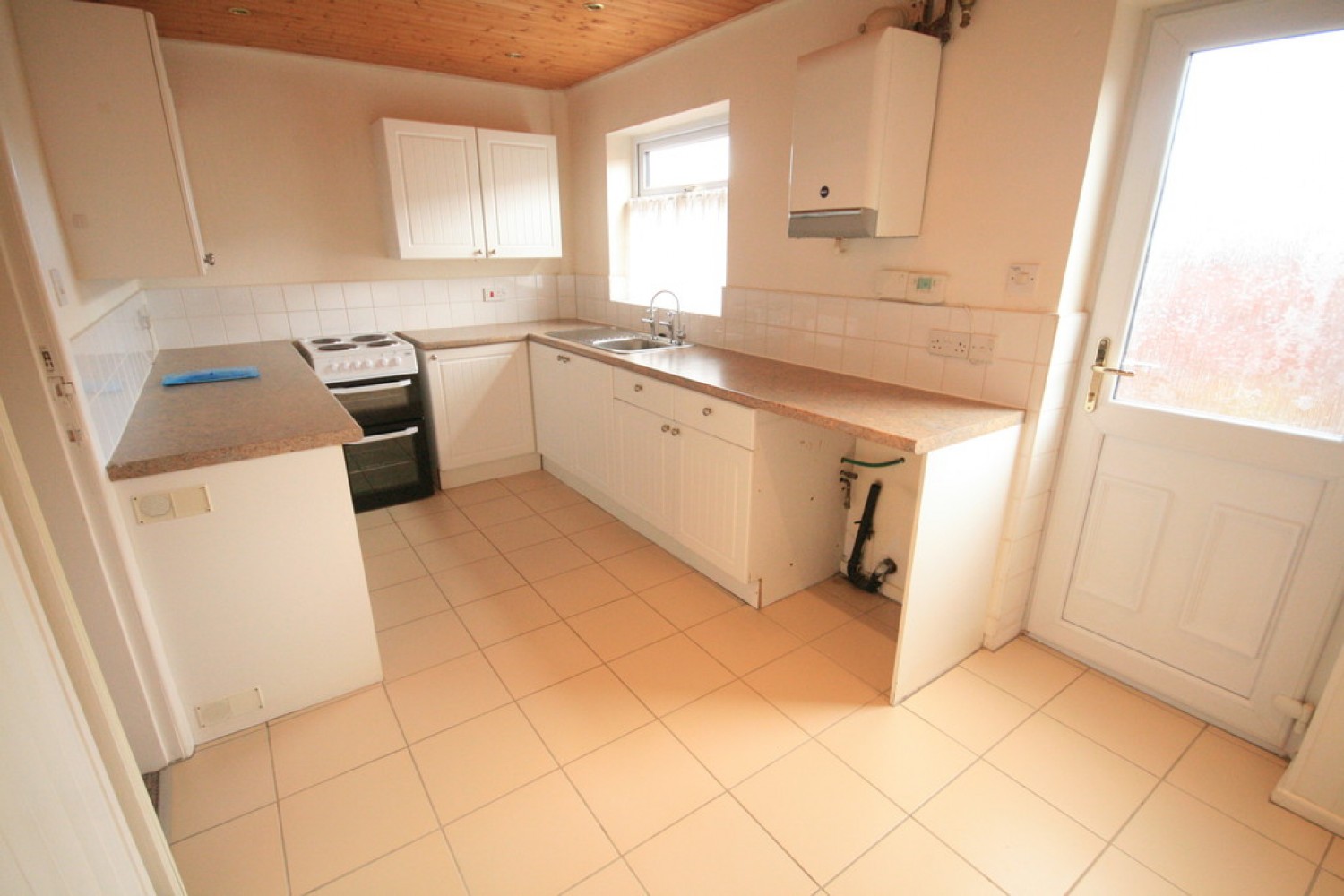 3 bedroom House for Letting Myrtle Street, Crewe