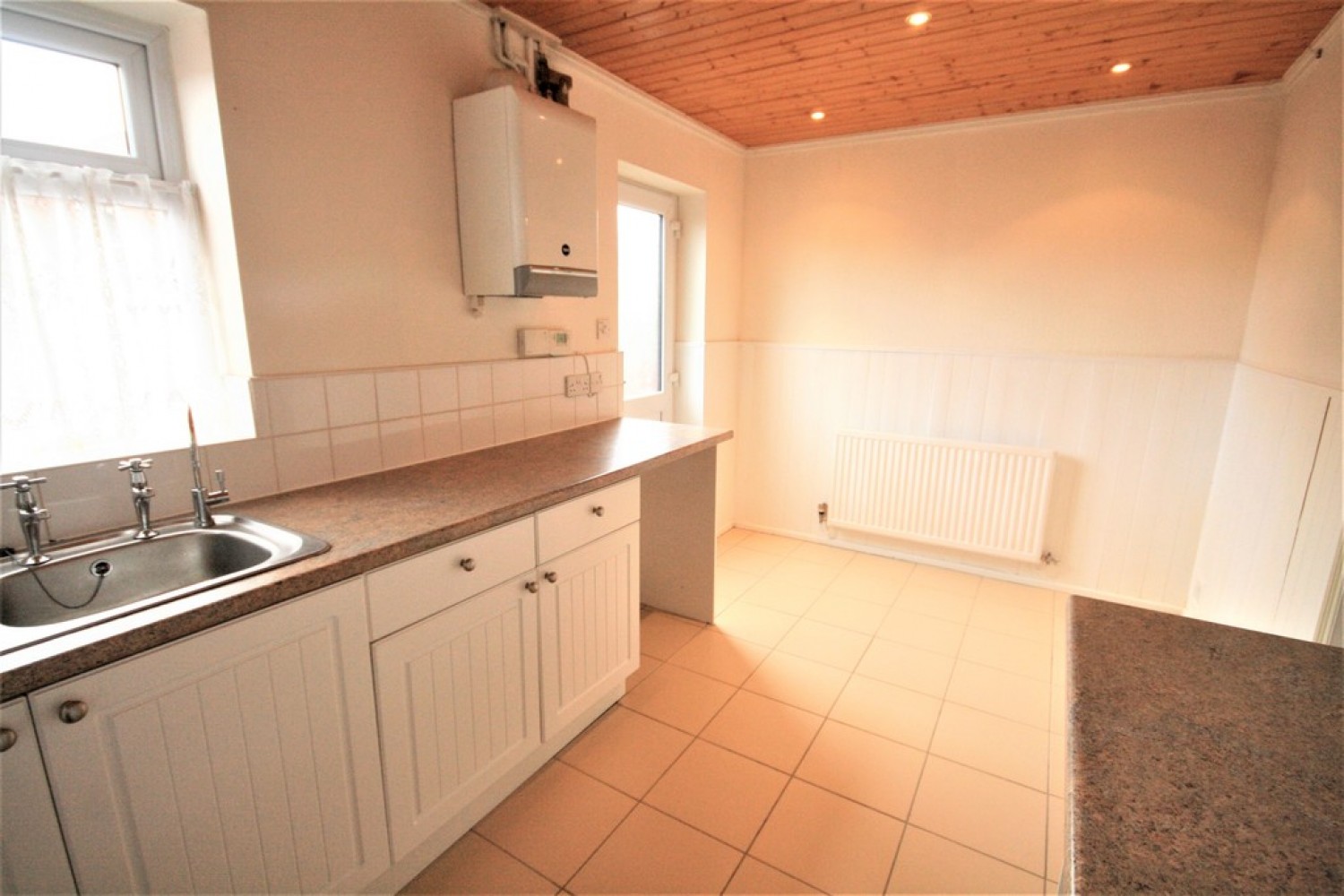 3 bedroom House for Letting Myrtle Street, Crewe