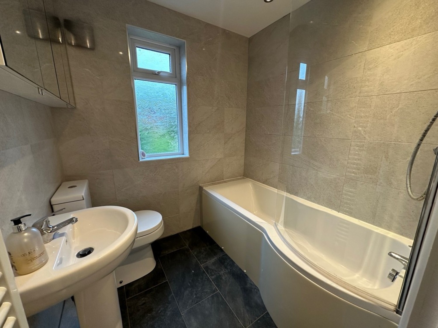 3 bedroom House for Letting Badger Avenue, Crewe