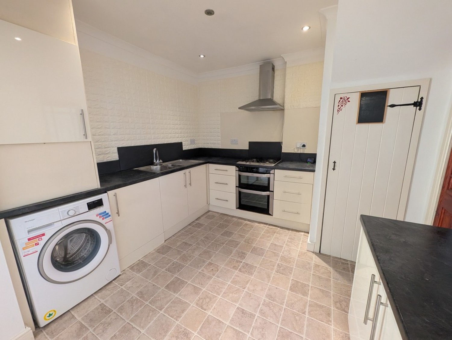 3 bedroom House for Letting Lime Tree Avenue, Crewe