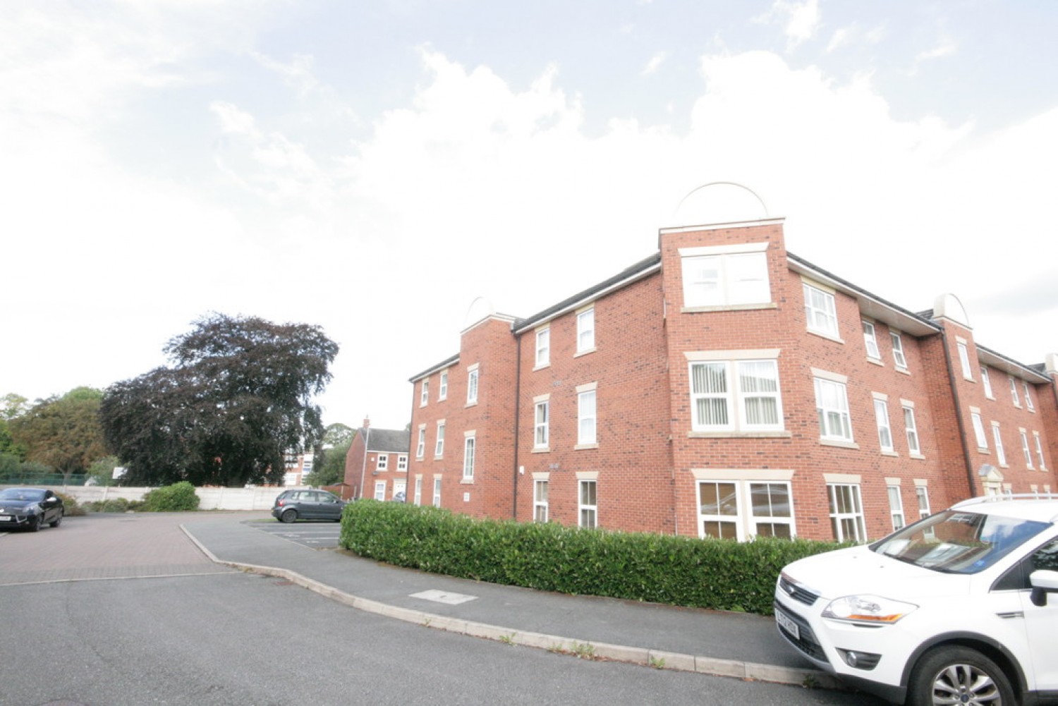Lambert Crescent, Kingsley Village