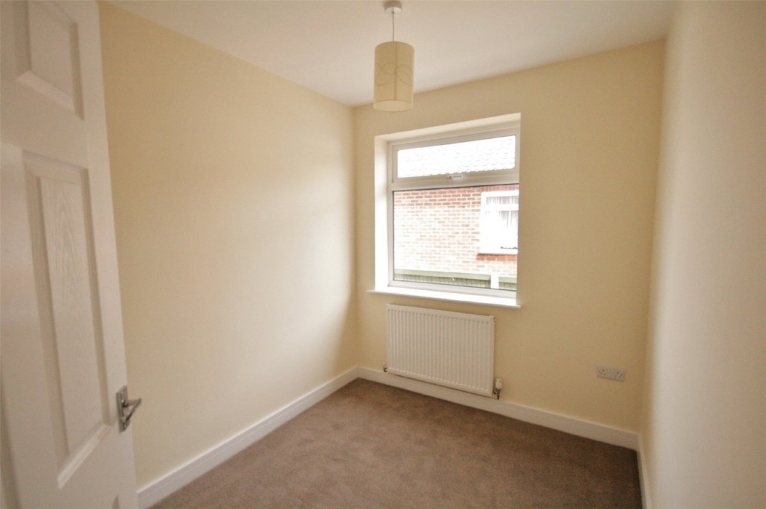 3 bedroom Bungalow for Letting Lingfield Drive, Crewe