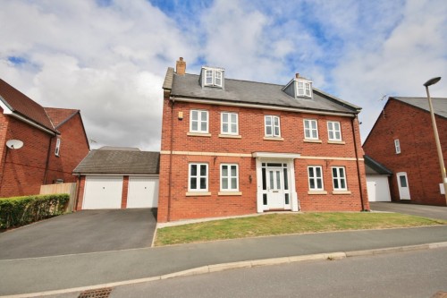 Parklands Drive, Wychwood Village