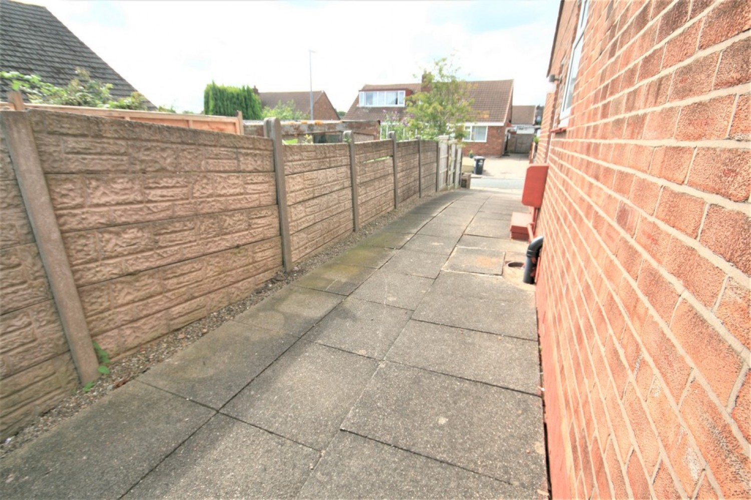 2 bedroom Bungalow for Letting Linden Drive, Sydney, Crewe