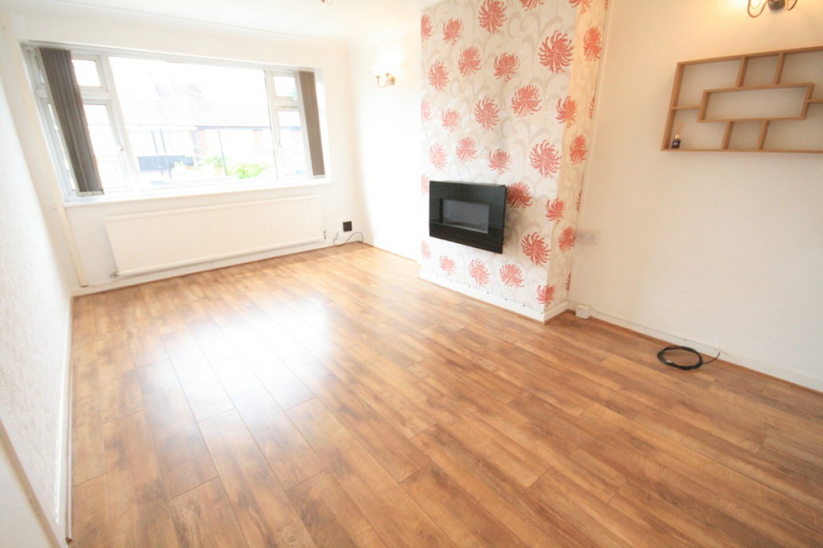 Linden Drive, Sydney, Crewe