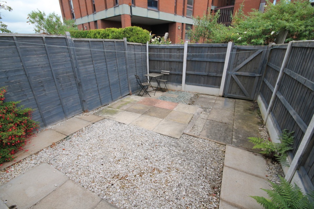 Greystone Park, Crewe