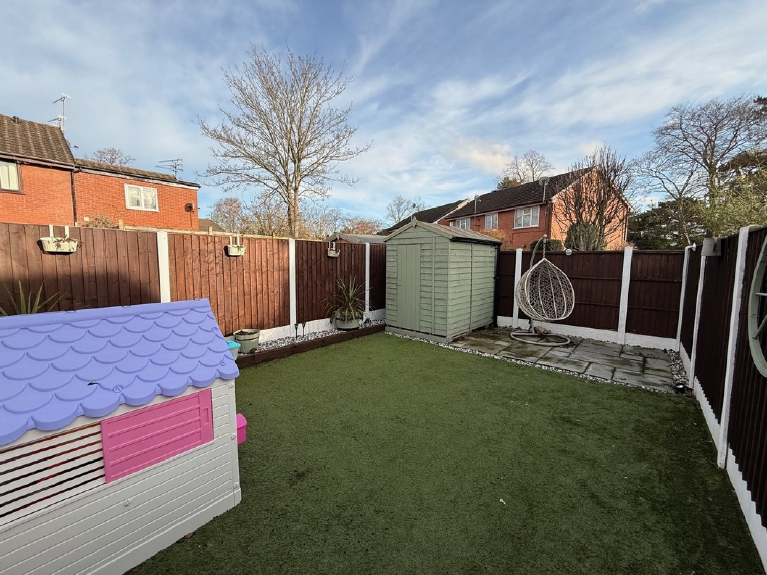 2 bedroom House in Queens Park Gardens, Crewe