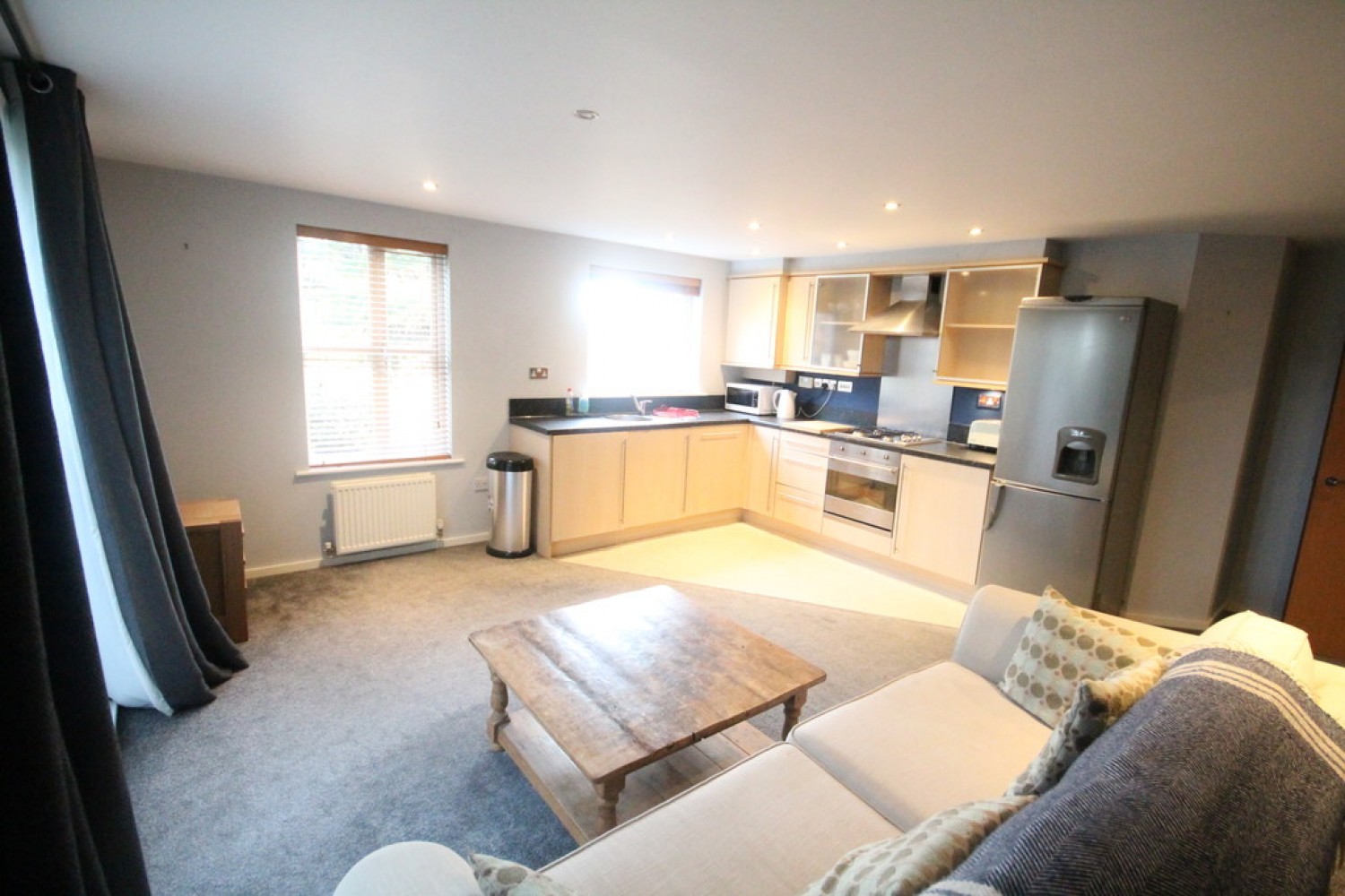 2 bedroom Flat for Letting Foxholme Court, Crewe