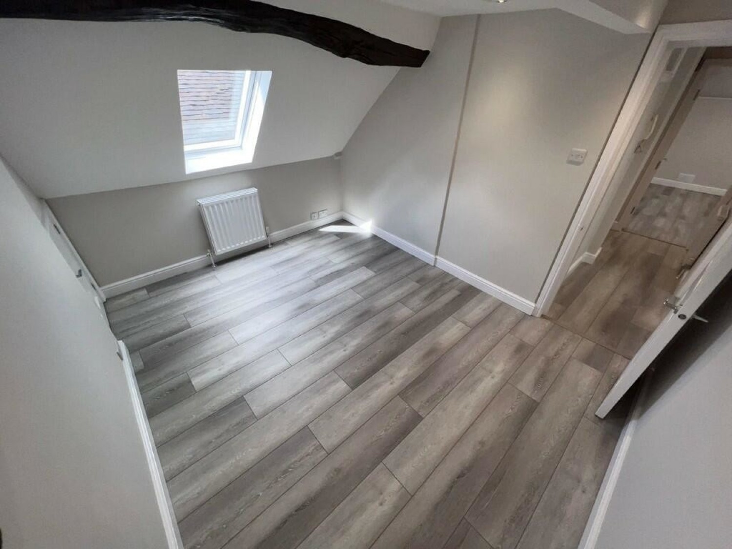 2 bedroom Flat for Letting Bow Hill House, Main Rd, Betley