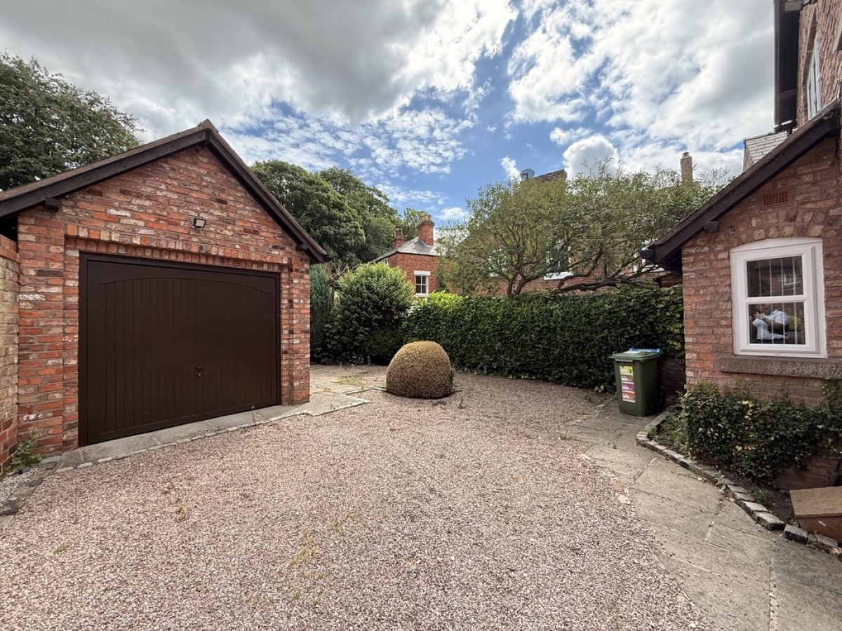 Millfield Lane, Tarporley, Cheshire