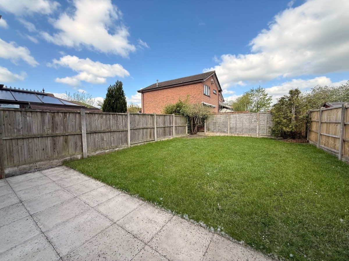 Elmstead Crescent, Leighton