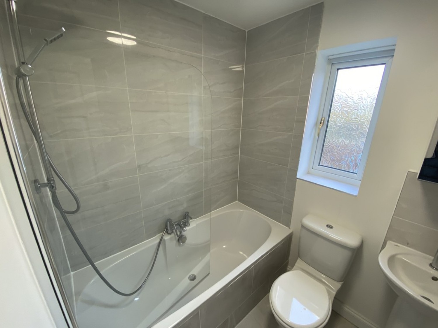 3 bedroom House for Letting Chassagne Square, Crewe