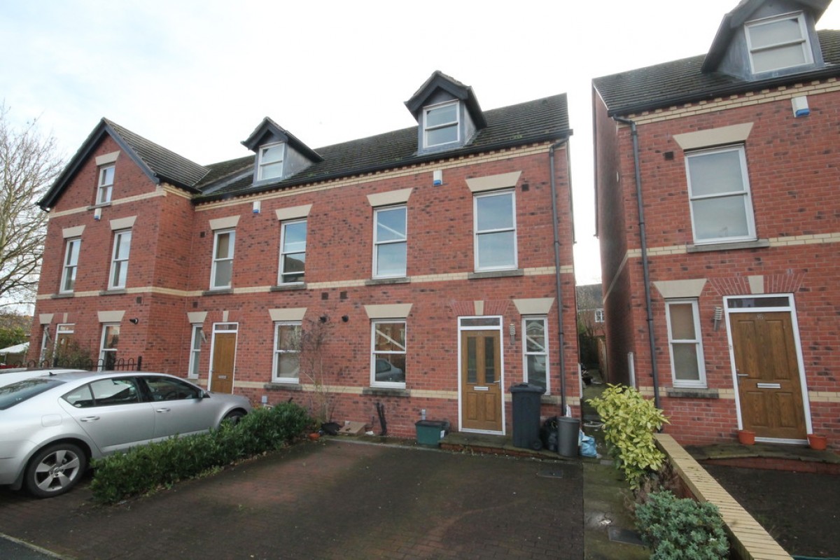 Weaver Grove, Winsford