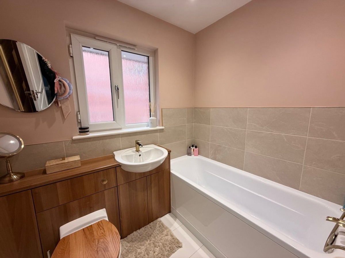 Sandland Grove, Regents Park, Nantwich