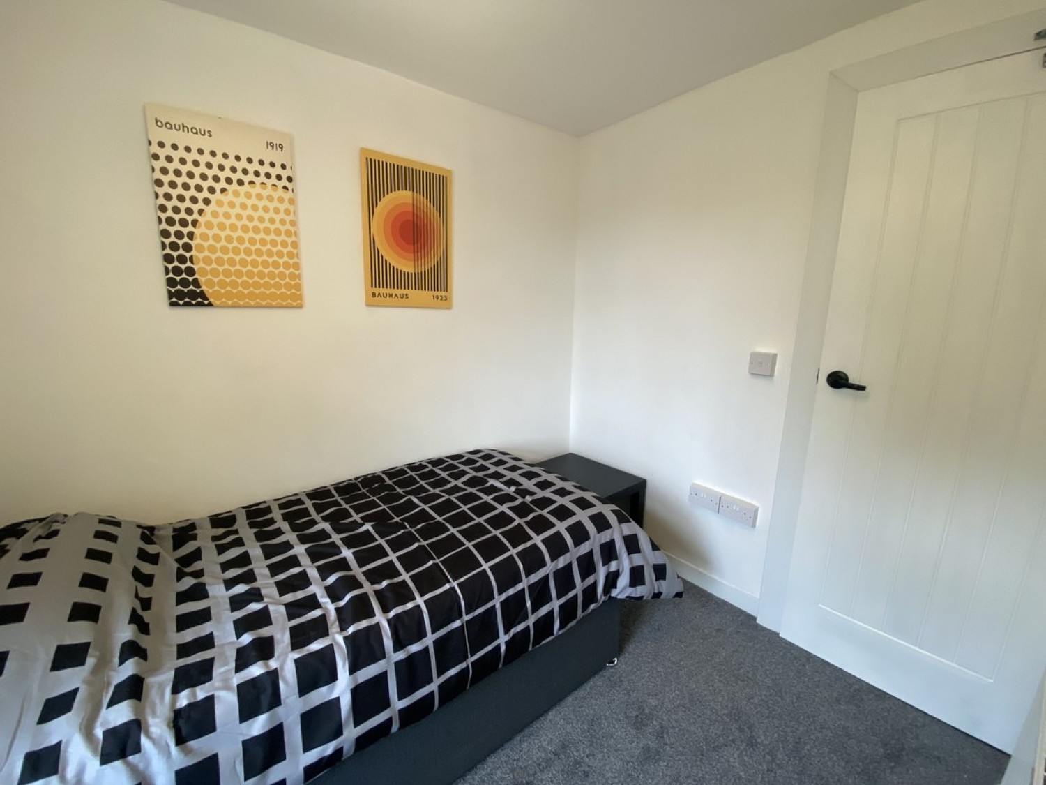Room 4, Aldersey Road, Wistaston