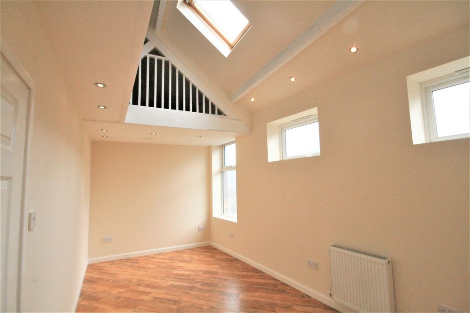 1 bedroom Flat for Letting Empire Mill, Hall O`Shaw Street