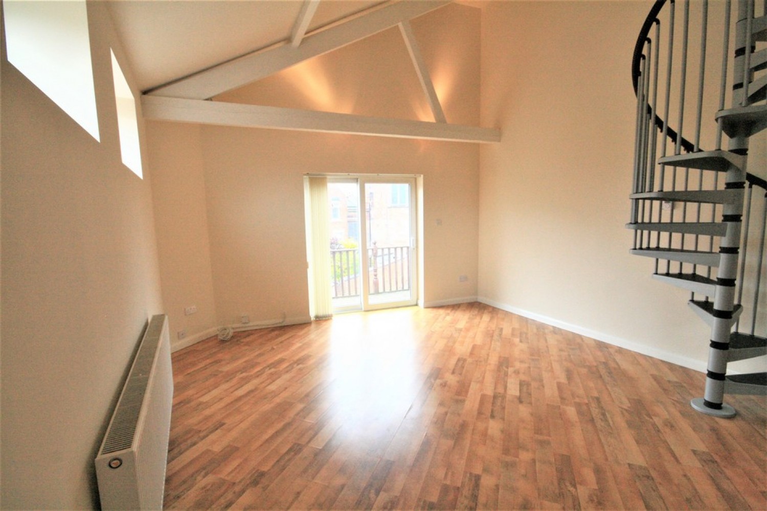 1 bedroom Flat for Letting Empire Mill, Hall O`Shaw Street